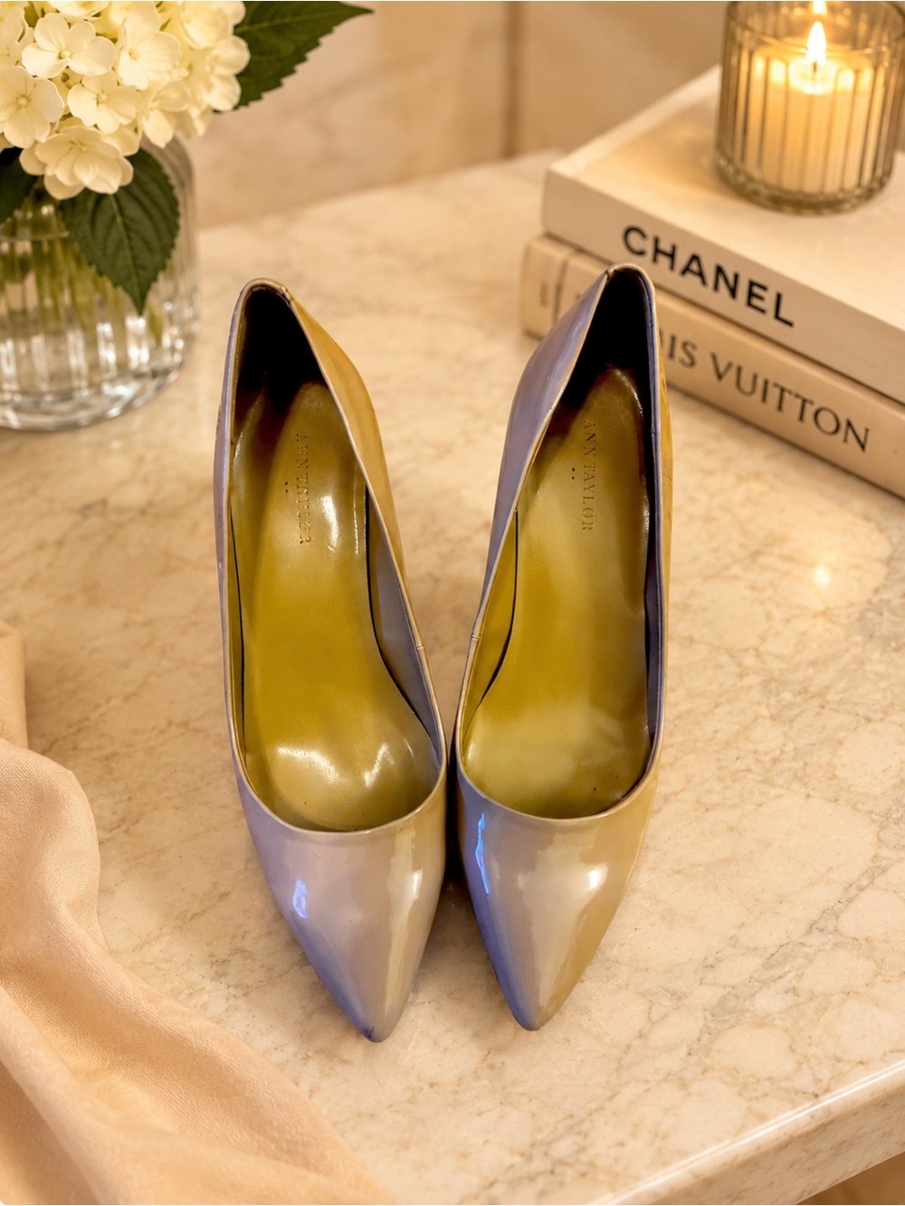 Ann Taylor classic pump